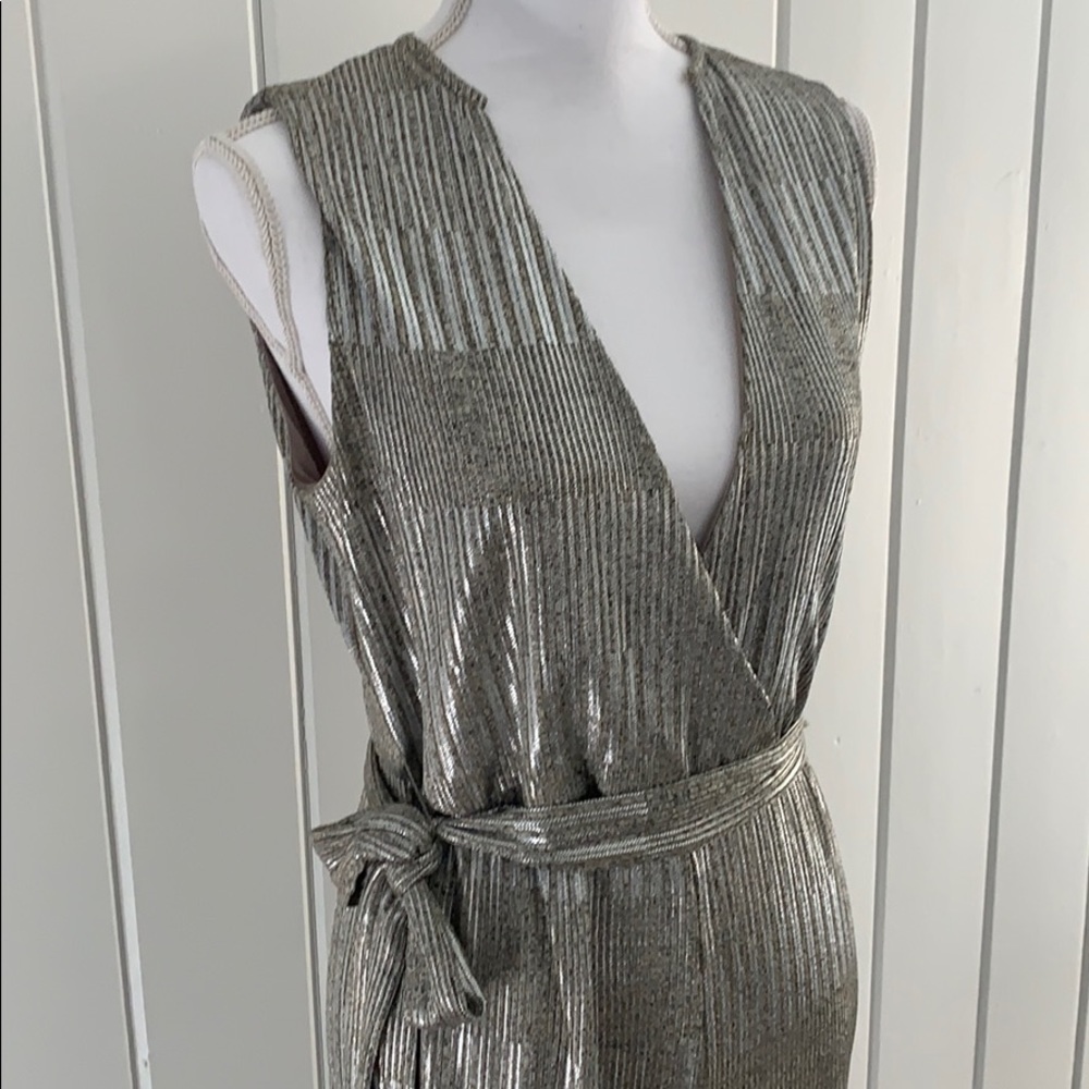NWT Stunning Anthropologie belted metallic romper.